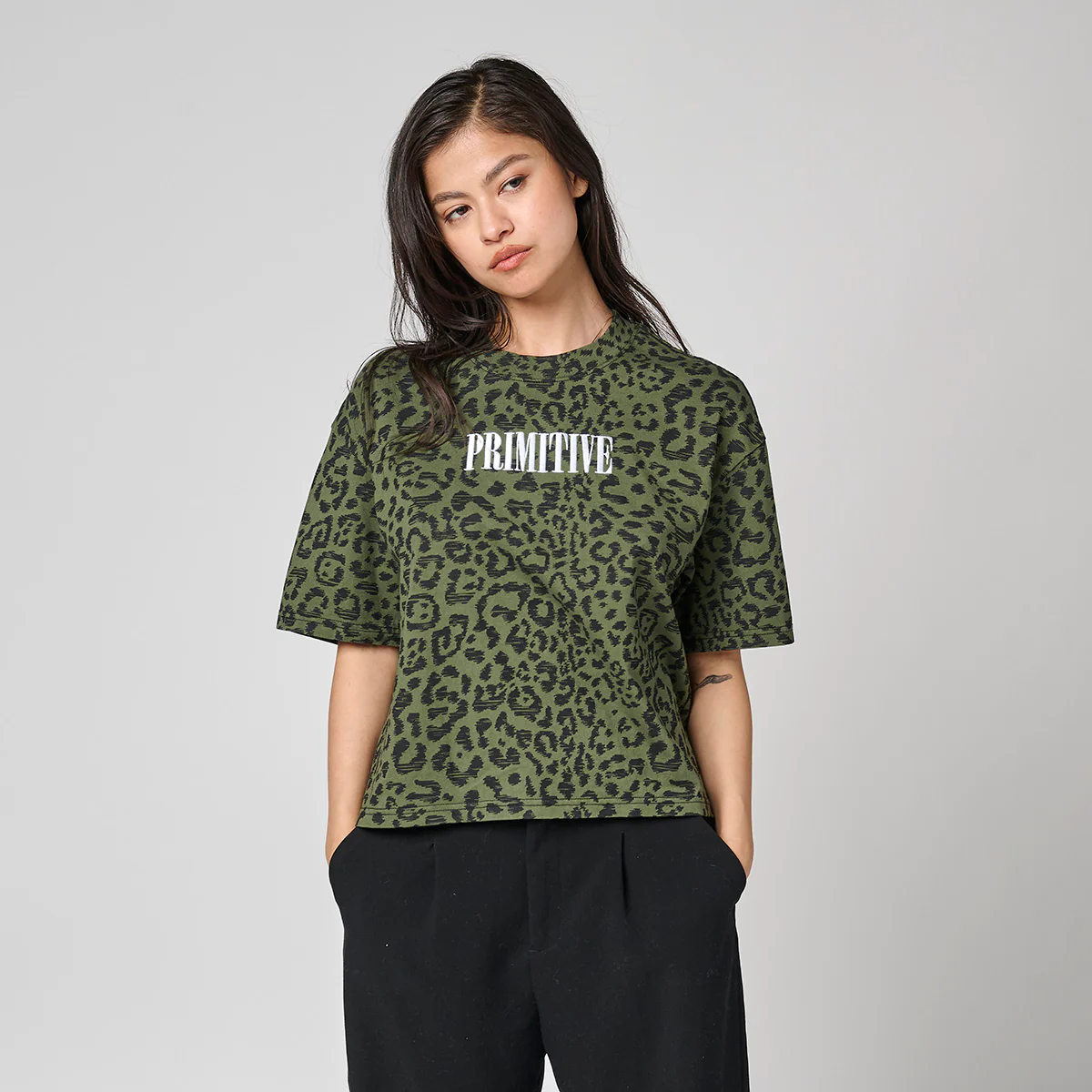QUEST WOMEN CROP TEE - Image 5